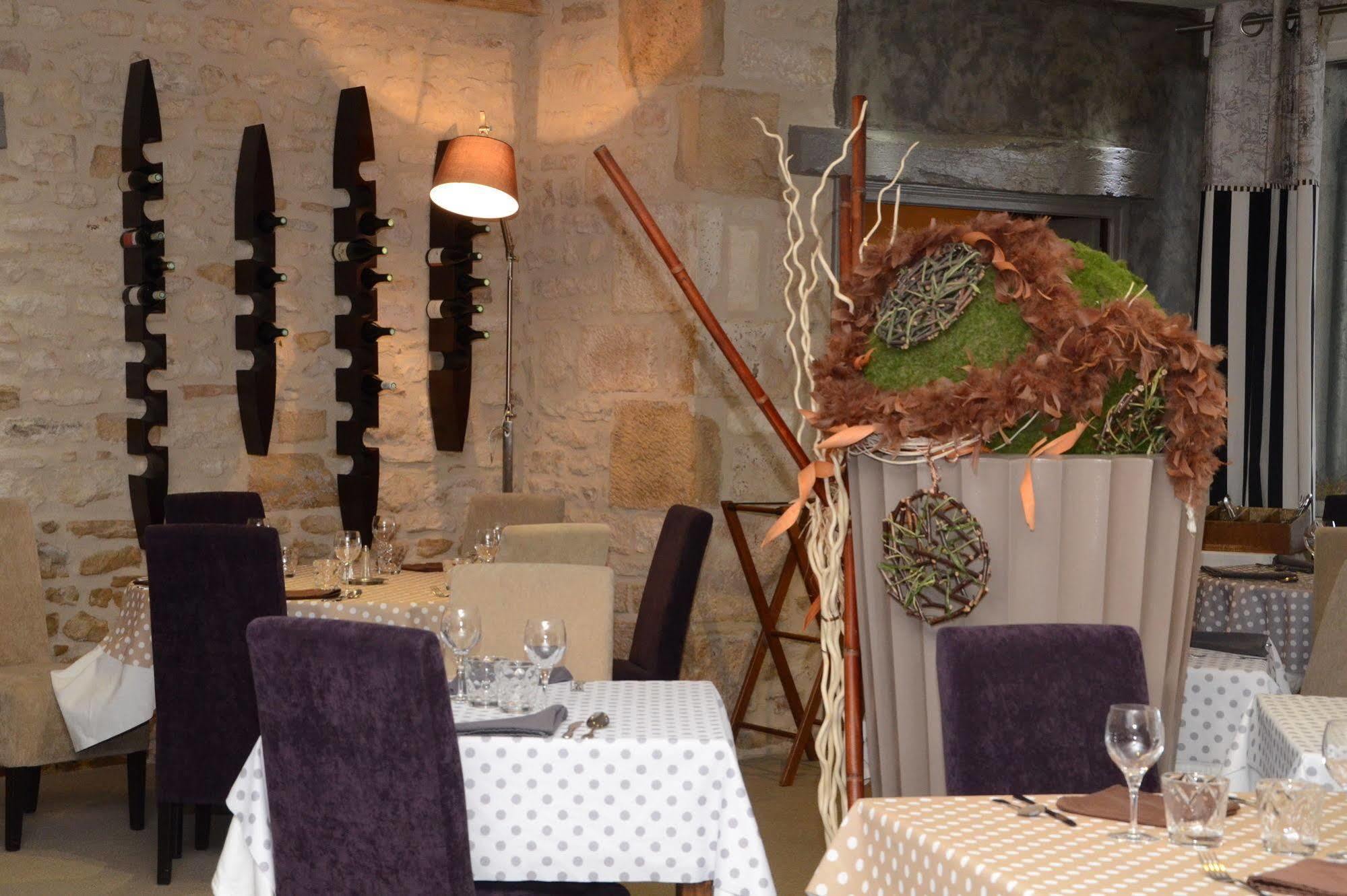Logis Hotel-Restaurant Saint Romain آنس المظهر الخارجي الصورة